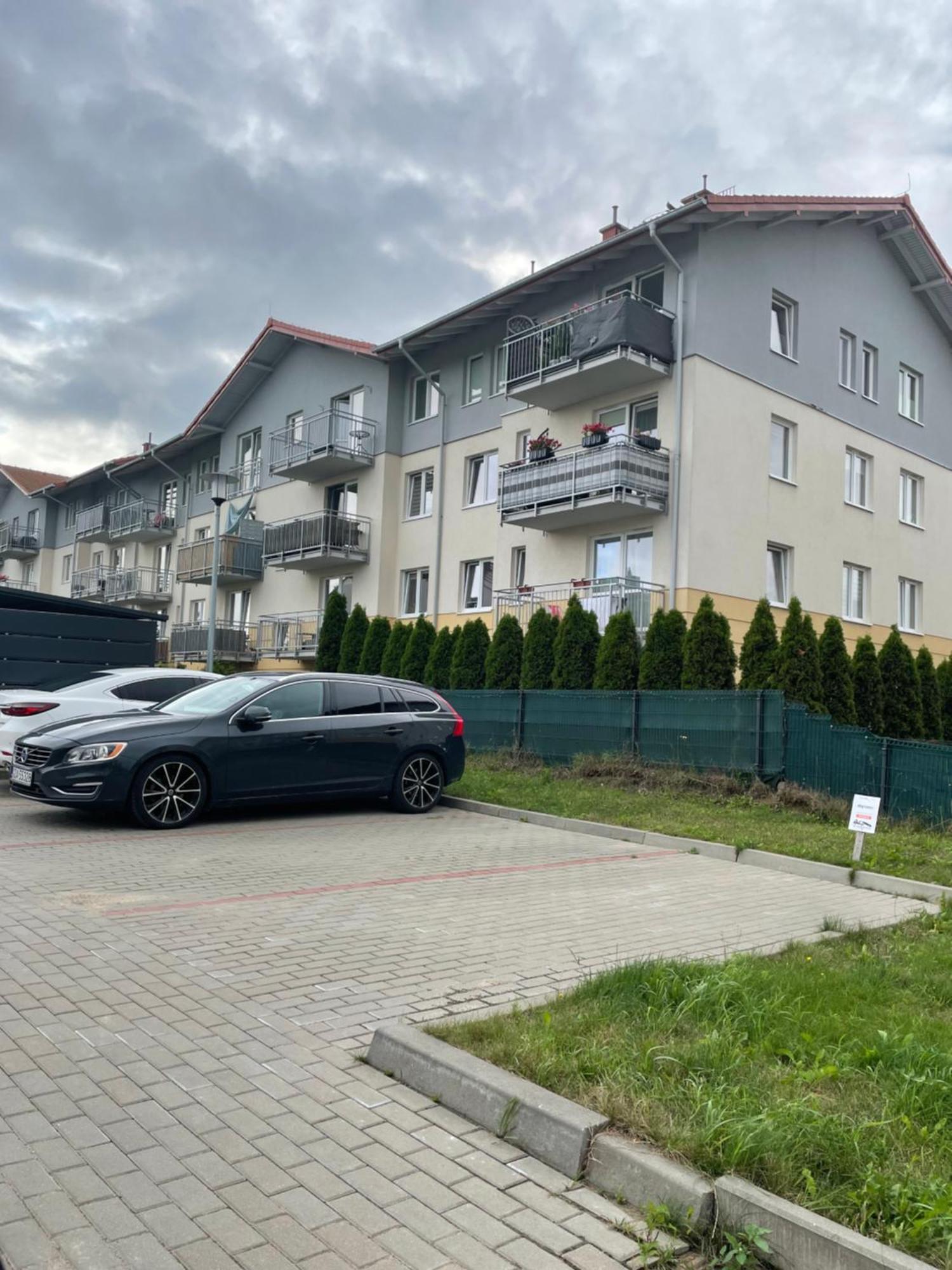 Przestronne 2 Oddzielne Sypialnie Caly Apartament W Spokojnej Dzielnicy Borkowo  ภายนอก รูปภาพ